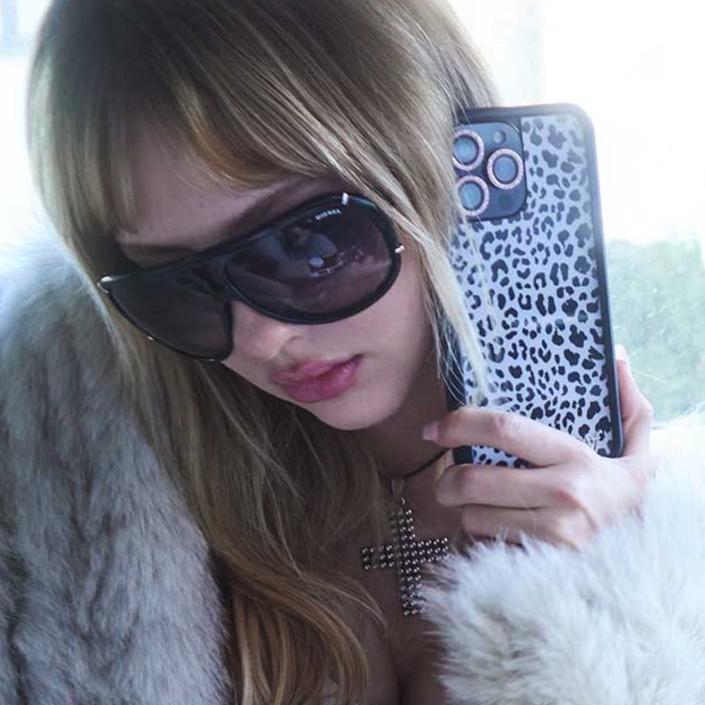 WILDFLOWER Snow Leopard IPhone 13 Pro Max Case - Picture 2 of 8